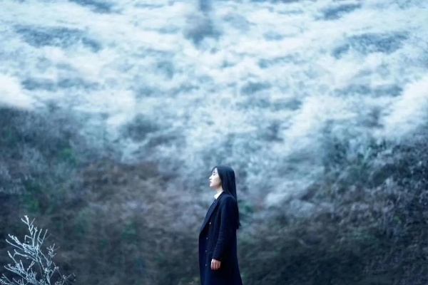 (一念山海什么意思)一念山海间,渺小与伟大共存的深刻哲理探讨 (一念山海什么意思)一念山海间,渺小与伟大共存的深刻哲理探讨