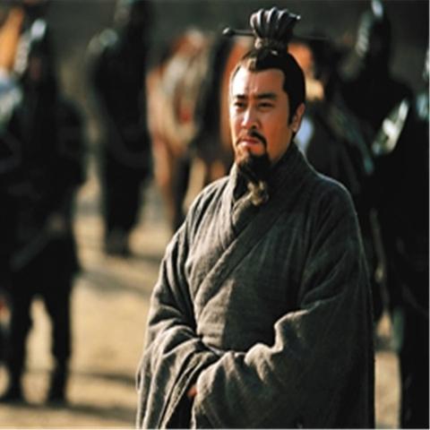 卧龙凤雏"的含义解析:揭示古代智囊团在战争与策略角色中的重要价值及其历史地位 卧龙凤雏"的含义解析:揭示古代智囊团在战争与策略角色中的重要价值及其历史地位