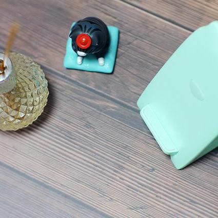 超级萌物养成手游18+：挖掘二次元世界的趣味拔萝卜