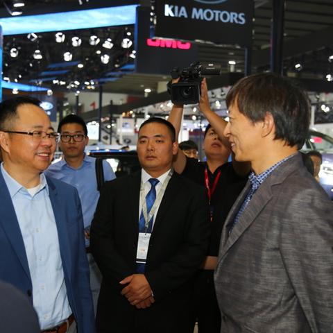 注定一见钟情,飞上云霄一口气看完,《星际穿越》爱好者如何在短时间内成为科幻迷 注定一见钟情,飞上云霄一口气看完,《星际穿越》爱好者如何在短时间内成为科幻迷